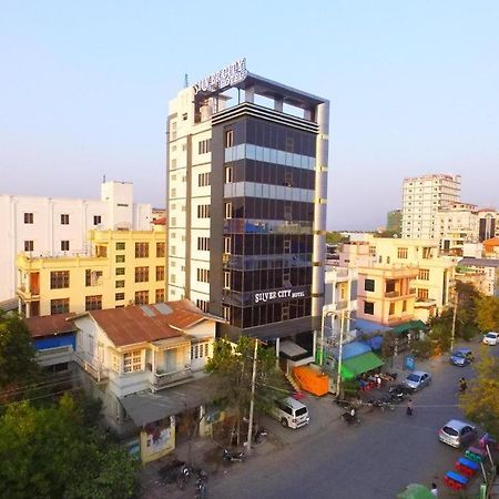 Silver City Hotel Mandalay Exterior photo
