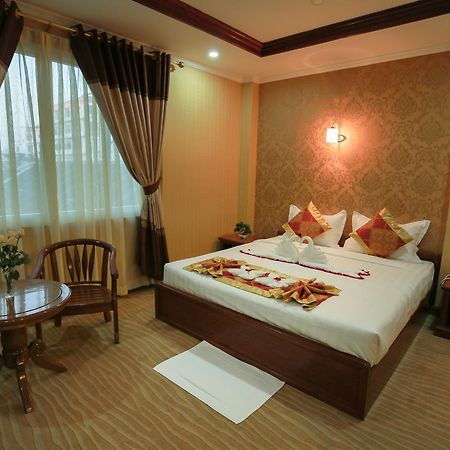 Silver City Hotel Mandalay Exterior photo