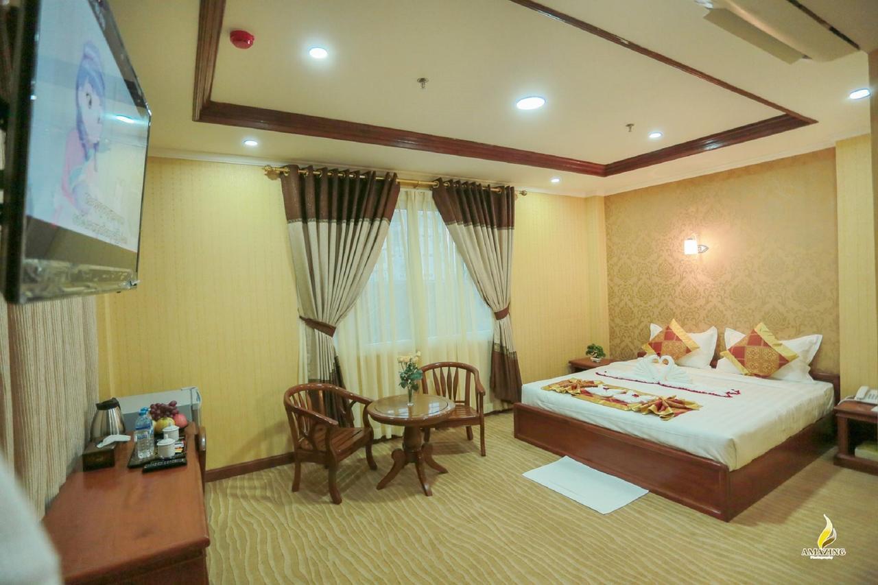 Silver City Hotel Mandalay Exterior photo